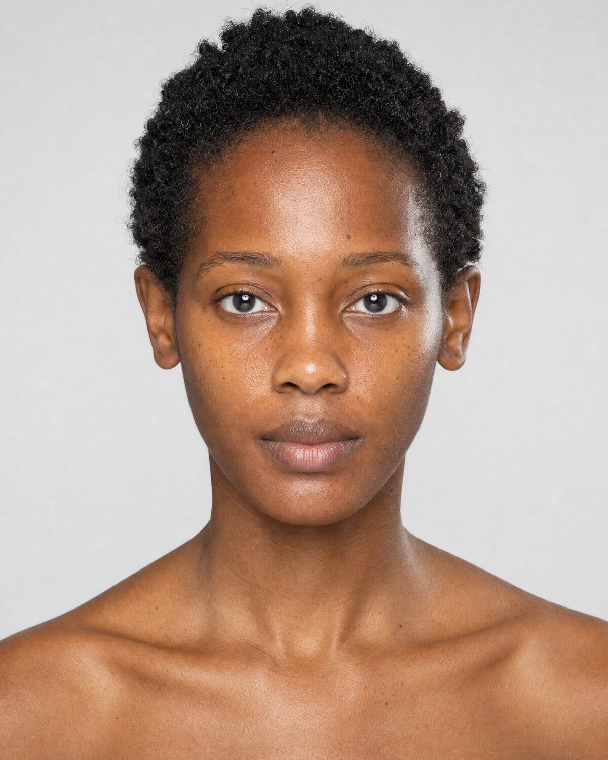 Beauty casting reference, bare skin, front view